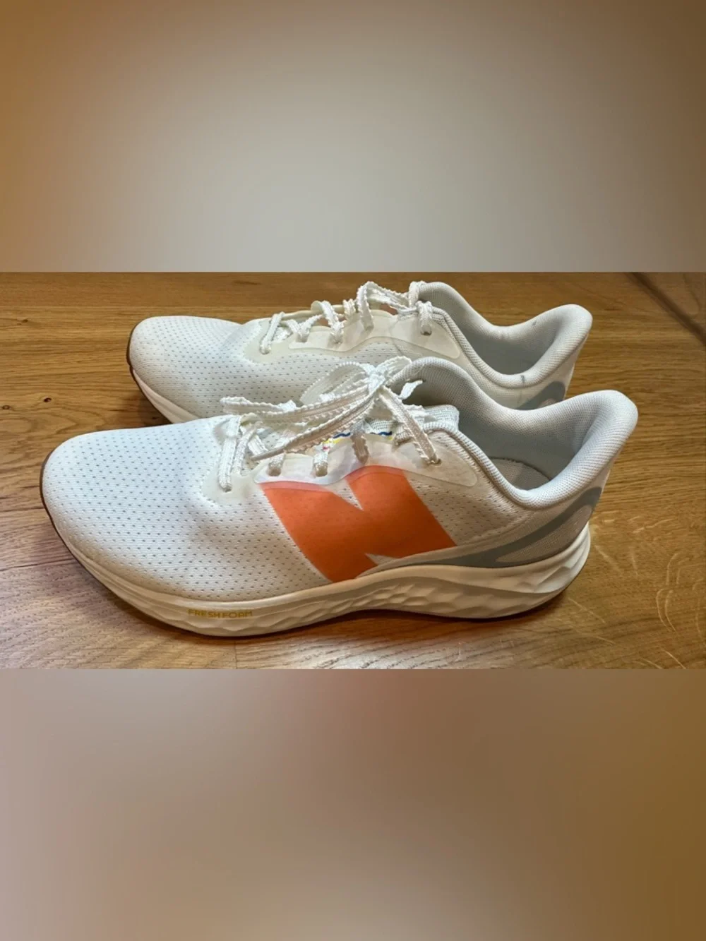 NEW BALANCE WMNS FRESH FOAM ARISHI V4 'SEA SALT GULF RED'